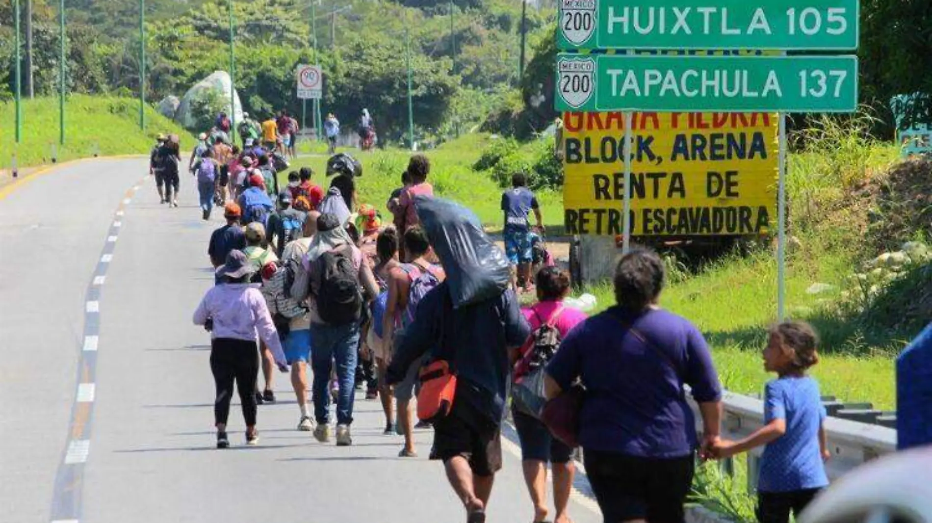 Migrantes analizan cambiar de ruta